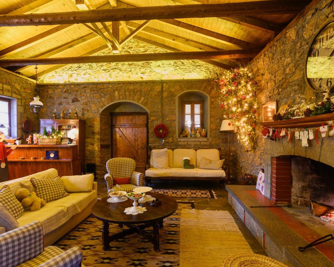 Guesthouse Karahalios Polydrossos Ngoại thất bức ảnh