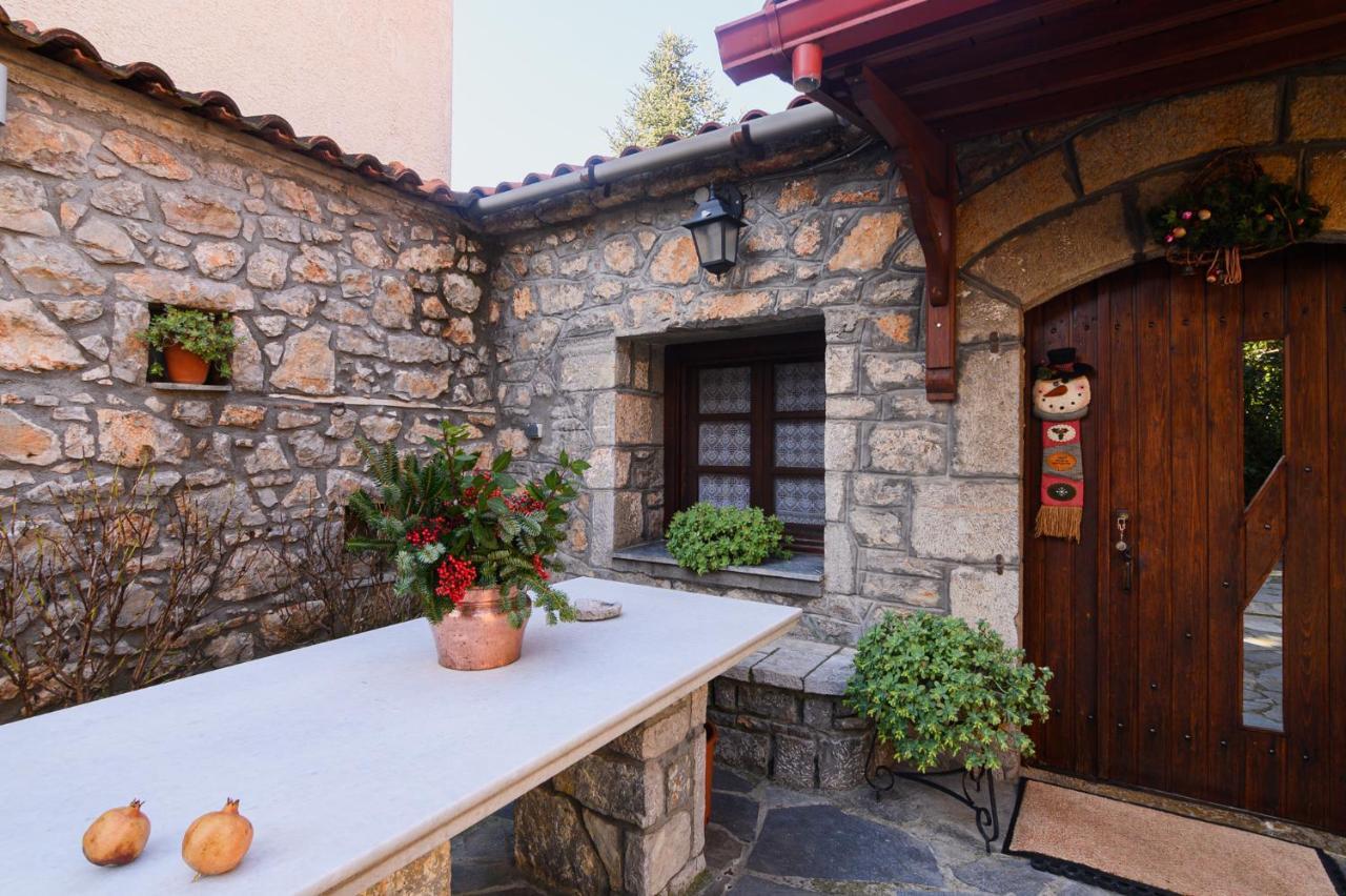 Guesthouse Karahalios Polydrossos Ngoại thất bức ảnh